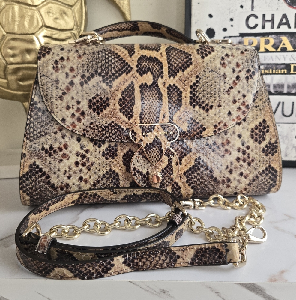 EUC Henri Bendel Embossed Top Handle Bag With The Strap - Picture 12 of 12